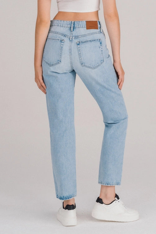 Hidden Jeans Tracey High Rise Straight Jean