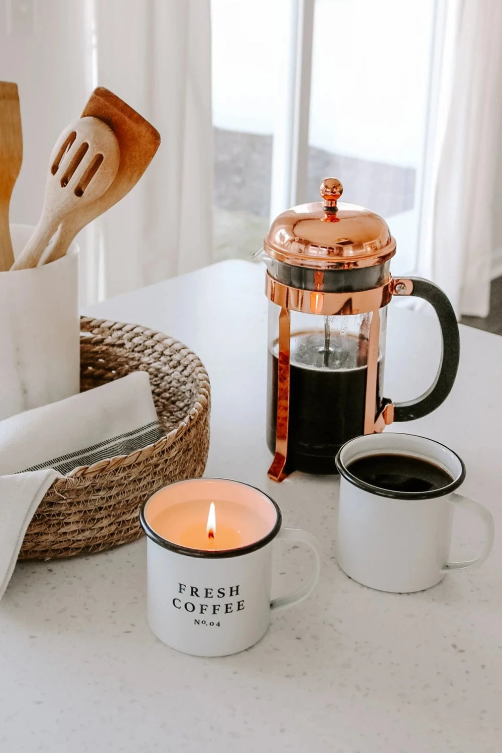 SWEET WATER DECOR - FRESH COFFEE SOY CANDLE - MUG CANDLE